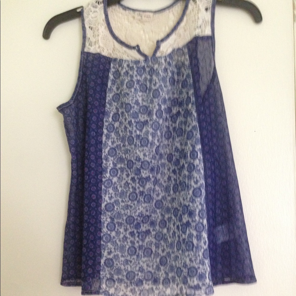 Sleeveless Size Youth XL Flower Patterned Blouse
